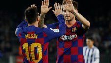 За този отбор ще мечтае всеки треньор: Идеалните единадесет, които са резерви + СНИМКИ