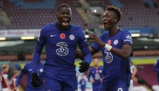 Силен Челси отнесе Бърнли, Зиеш блести