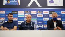 Не губи време: Станимир Стоилов с първи трансфер в Левски