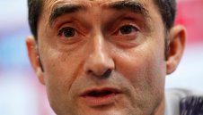 Голям удар за Валверде! Журналист го оприличи на учител по физическо