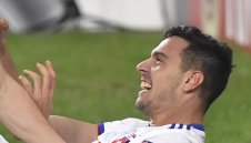 Георги Миланов и "кучетата" драпат към спасението