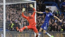 Футболистите изсмукват милионите в Премиършип