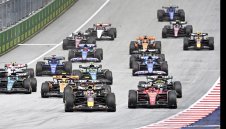 Обявиха 24 състезания във Формула 1 за догодина