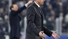 Араби натупаха Кмета