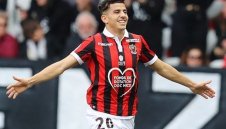 Челси впери поглед в десния бек на Ница, ще го купува през януари