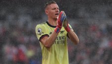 Арсенал разкарва Лено 