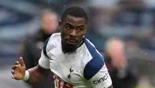 Палач на Ман Юнайтед подписа с бивш на Тотнъм