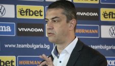 Жега! Ботев Пловдив поиска главата на Виктор Кашай