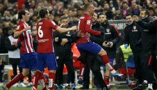 Атлетико настигна Барса