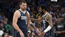 Окончателно! Без Дончич и Кайри в плейофите