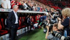 Дон Юп: Венгер е синоним на атрактивния футбол