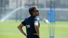 Изненада! Луис Енрике поема Наполи от лятото?