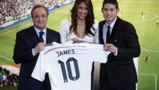 Бившата съпруга на Хамес: Искам да го видя в Барса, там играят с крака