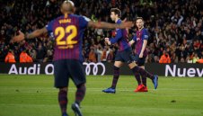 Конте готви двоен удар по Барса