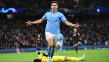 Заместникът на Холанд блести при нов успех за Сити