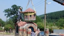 Благо Георгиев открива параклис със Слави Бинев