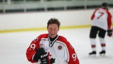 Дъщерята на Грецки изкушава със секси бикини + СНИМКИ