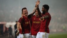 Дюкенс Назон ще играе за чеченци?