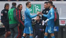 Радост в Мюнхен: Нойер започна да тича + ВИДЕО