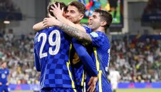 Юве иска звезда на Челси