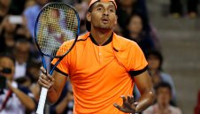 Наказаха хулигана Кириос за 2 месеца