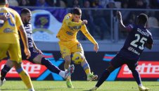 Фрозиноне обърна Каляри