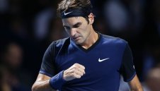 Изхвърлиха Федерер от Париж