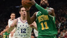 Кайри наказа Сиксърс с 40 точки, Брадата вкара 41 на Тъндър