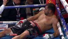 Джошуа смаза от бой Молина пред погледа на Кличко + ВИДЕО