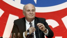 Комунизъм в Байерн! Избраха Хьонес с 98.5% за президент + СНИМКИ