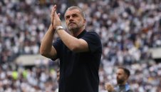 И трофея от Лига Европа май няма да остави Анге при Шпорите