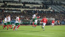 Ще ни изхвърлят ли от турнирите? УЕФА готви "секира" за България на 28 октомври