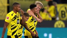 Дерби? Дортмунд тресна Гладбах за 12-и пореден път