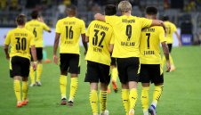 Дортмунд дава нов договор на набралия скорост Рейна