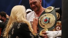 Фюри и Уайлдър ще се млатят на 1 декември