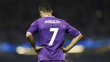 Няма кой да спре Роналдо да напусне Реал