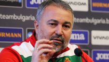 Ясен Петров вика северномакедонец в националния на България