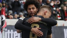 "Сърцето и душата" на Байерн кърви заради приятел