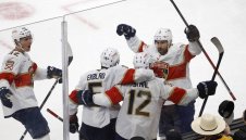 Флорида шокира могъщия Бостън в НХЛ