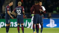 Дани Алвеш изгоря за три мача