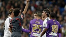 Серхио Рамос играл с бутонка на Ван Нистелрой