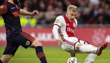 На вниманието на Реал и Юве: Юнайтед преговаря с Дони от Аякс