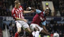 Сър Алекс иска да върне Райън Шоукрос на "Олд Трафорд"