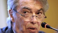 Масимо Морати отпразнува 80 г. със 100 играчи на Интер