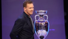 Нагелсман и Бундестимът са в тенджера под налягане