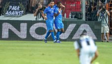 Футболното чудо е факт! Страхотен Левски изрита ПАОК от Европа + СНИМКИ