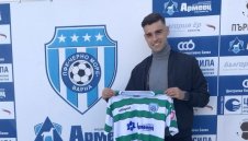 Трансфер във Варна: Черно море подписа с халф от Испания