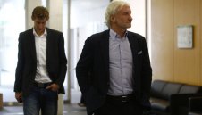 Руди Фьолер отписа титлата