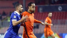 Обрат: Ван Дайк ще бъде на Евро 2020!