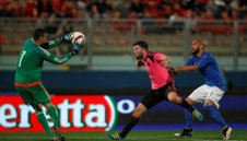 Дзадза: Уча се от Конте